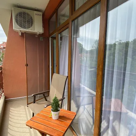 Anita B16 Sunny Apartamento *